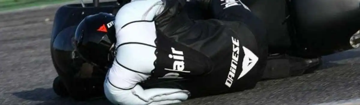La DGT quiere convertir el airbag para motoristas en el regalo estrella para estas navidades