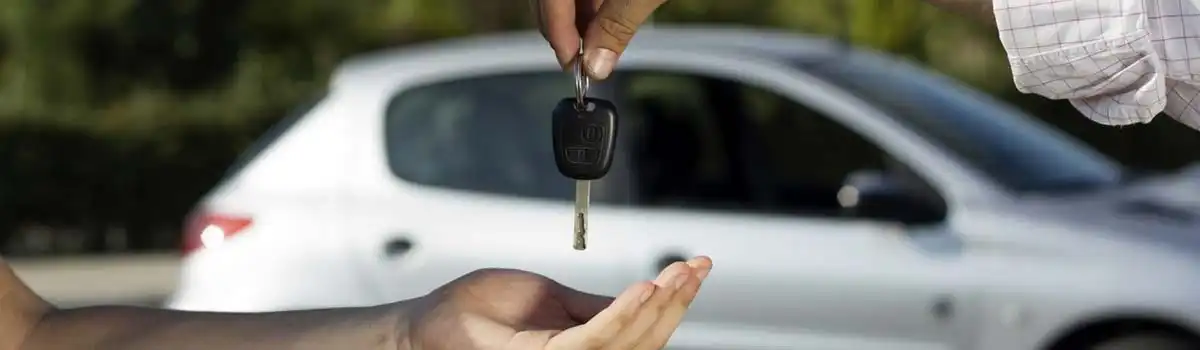 Quitan sanción a empresa alquiler de vehículos por no identificar a conductor