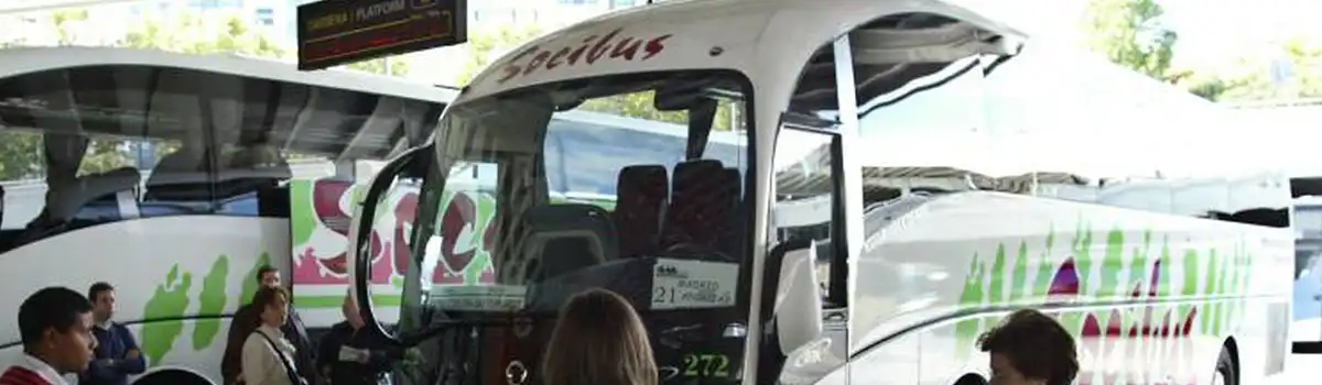 La UE aprueba cambios en las normas sobre tiempos de conducción de los conductores de autobuses turísticos