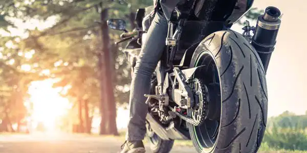 ¿Sabías qué las motos también tienen sistemas ADAS?