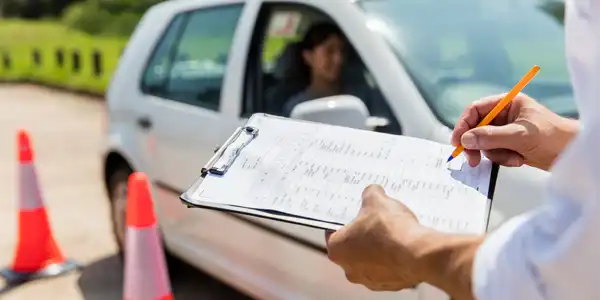 ¿Sabes cómo son las nuevas fichas de seguimiento de la enseñanza de la conducción?