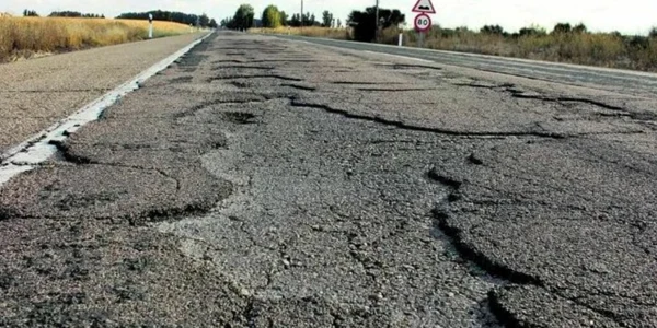 Dvuelta ofrece a los conductores un modelo de reclamación patrimonial por los daños causados por el lamentable estado de las carreteras españolas