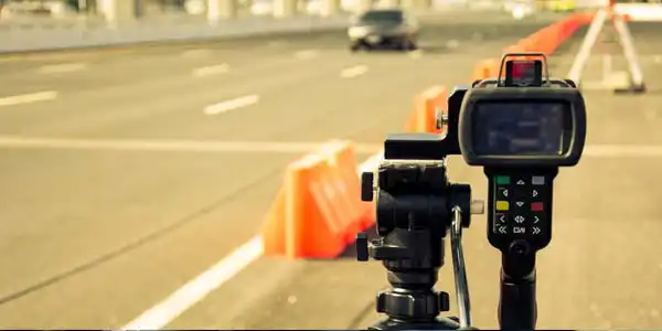 Todos los radares que vigilan nuestras carreteras (y te pueden multar)