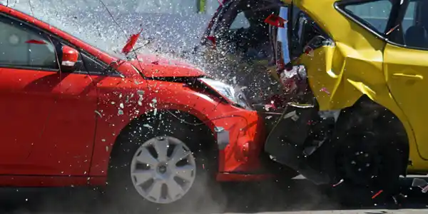 Conductor o tomador del seguro, ¿quién es responsable en caso de accidente?