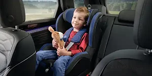 Cambios en la normativa sobre sillas infantiles: cómo llevar a los niños en el coche