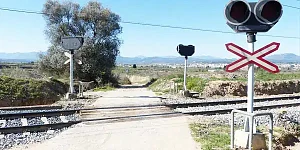 Conductor: diez consejos ante un paso a nivel