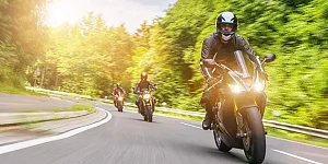 ¿Eres motero? Así te afectará el aumento de controles de la DGT este verano en las carreteras