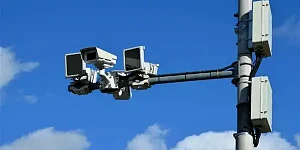 El Ayuntamiento de Madrid acumula 231 sentencias contra los radares de la M-30 por su deficiente señalización.