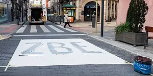 La plataforma contra la Zona de Bajas Emisiones de Torrelavega presenta otra demanda para frenar su implantación