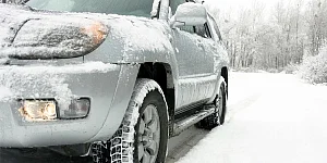 Conducir con nieve o hielo: consejos Dvuelta y niveles DGT