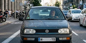 Coches sin etiqueta en Madrid: los propietarios podrían denunciar por obligarles a cambiar de coche