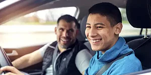 La conducción acompañada desde los 17 años será una realidad en España este año 