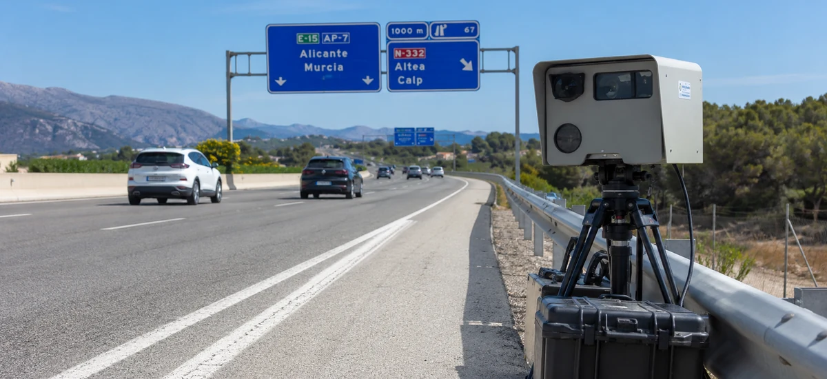 La justicia tumba por ilegales cientos de multas por exceso de velocidad al no acreditar la presencia de un operador