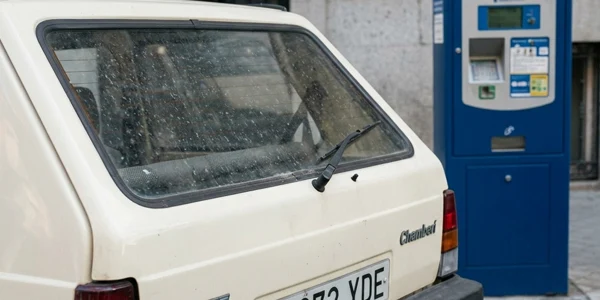 Indignación entre los miles de conductores que han tirado su coche sin etiqueta y ahora sí podrían circular