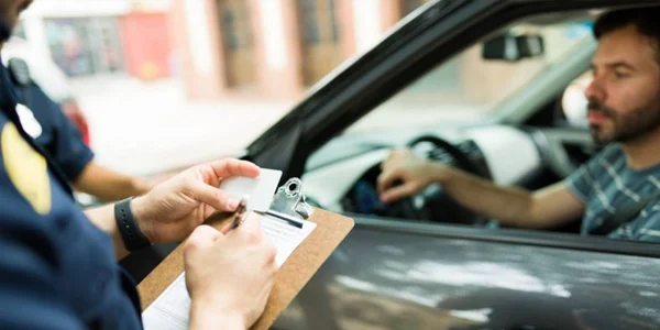 Alerta si vives en estas ciudades o viajas a ellas: sus ayuntamientos cada vez ponen más multas