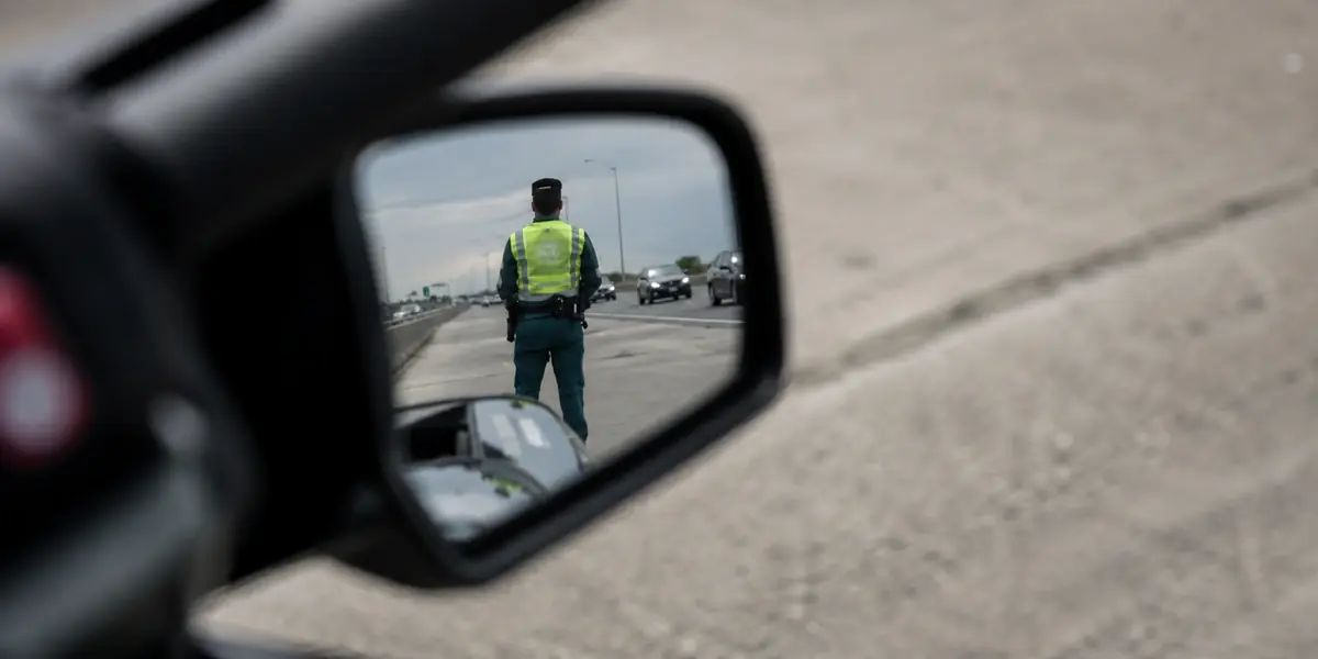 Conductores murcianos recurren multas por consumo de drogas y exceso de velocidad, mientras el Ayuntamiento ingresó en 2025 un 5,8% más de lo esperado