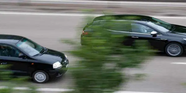 Las muertes por adelantamientos en vías secundarias se disparan tras la nueva normativa de la DGT