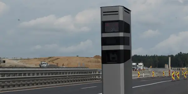 Radares negros: así funcionan los nuevos dispositivos de control de la DGT