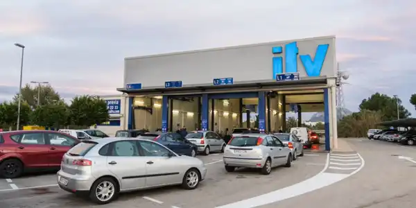 Análisis revelador: más del 30% de los vehículos no pasó la ITV en España en 2022