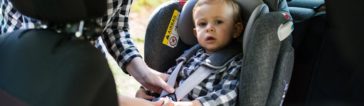 Cambios en la normativa sobre sillas infantiles: cómo llevar a los niños en el coche