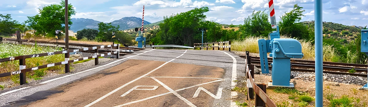 Conductor: diez consejos ante un paso a nivel