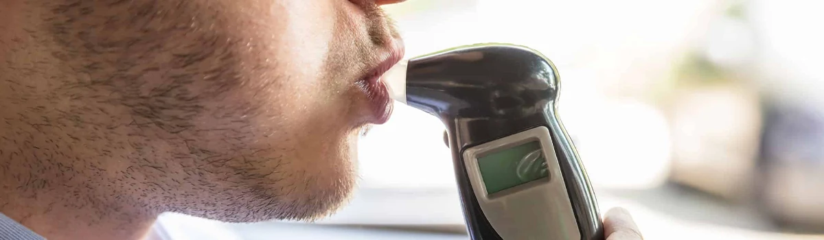 Francia establece la venta obligatoria de alcoholímetros para la autoevaluación del consumo de alcohol