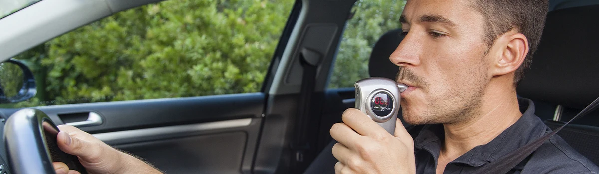 La DGT obligará a algunos vehículos a llevar un alcoholímetro incorporado a partir de julio