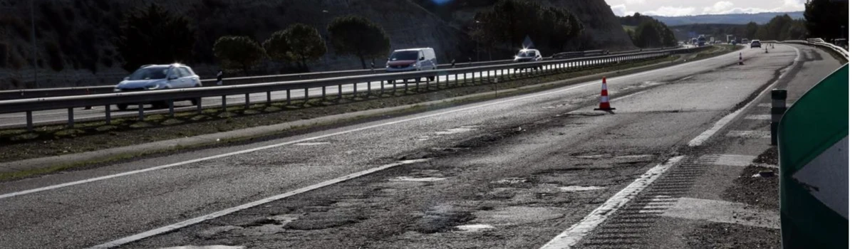 Dvuelta ofrece a los conductores un modelo de reclamación patrimonial al Estado por los daños causados por el lamentable estado de las carreteras españolas
