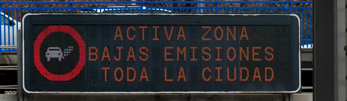 La ZBE del Ayuntamiento de Madrid para vehículos sin etiqueta entra en vigor el 1 de enero de 2026: ¿qué impacto social y económico tendrá en la ciudad?