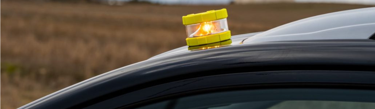 Estadísticas DGT enero 2026 y uso de baliza V16 conectada