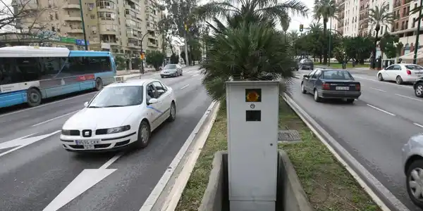 Tumban cientos de multas de la DGT por exceso de velocidad al considerarlas ilegales: Este es el motivo
